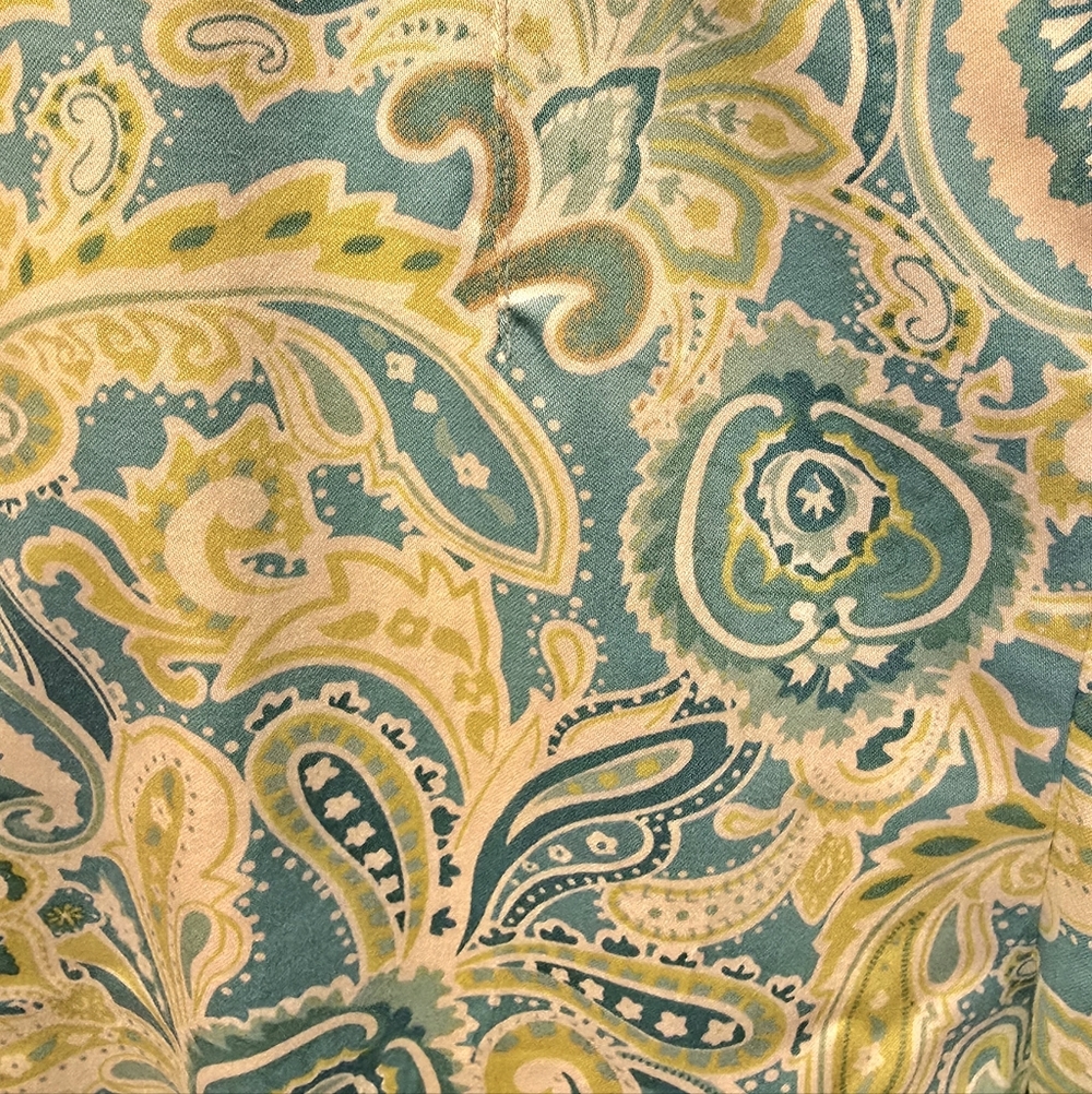Tradition Paisley Capris in Turquoise, Lime & Cream - Picture 3 of 6
